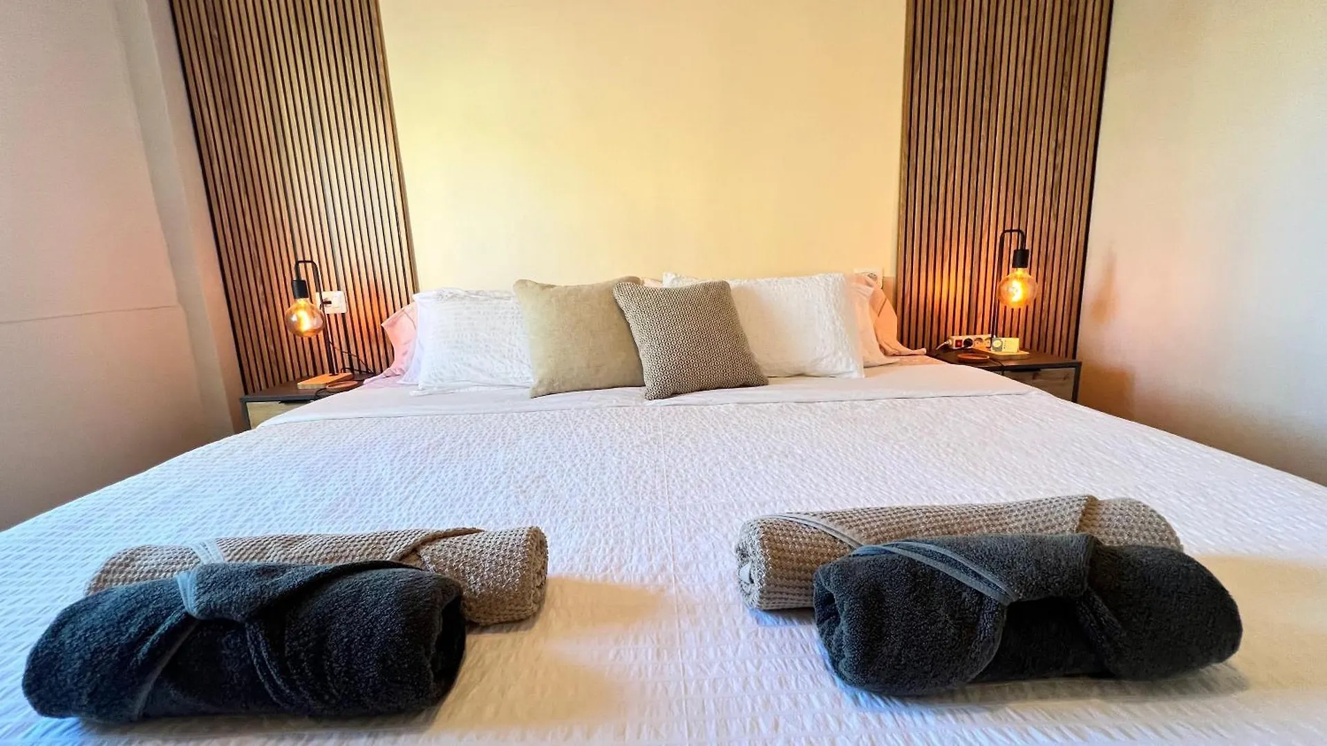 Alcamar Brand Apartment With 2 Bedroom And Private Bathroom Near The Sea! Alcalá la Real